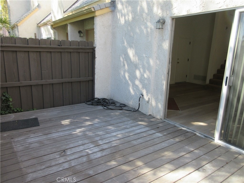 8865 Independence Avenue - Photo 20