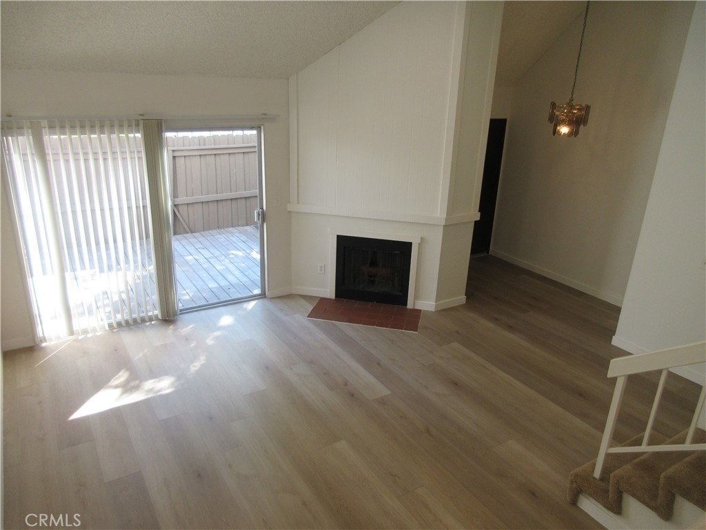 8865 Independence Avenue - Photo 8