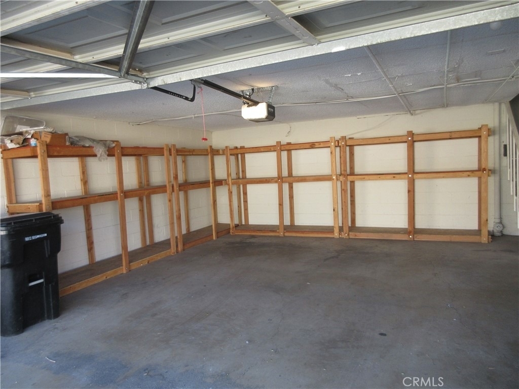 8865 Independence Avenue - Photo 21