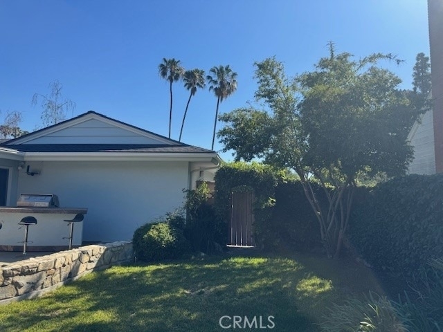 1200 W Rowan - Photo 3