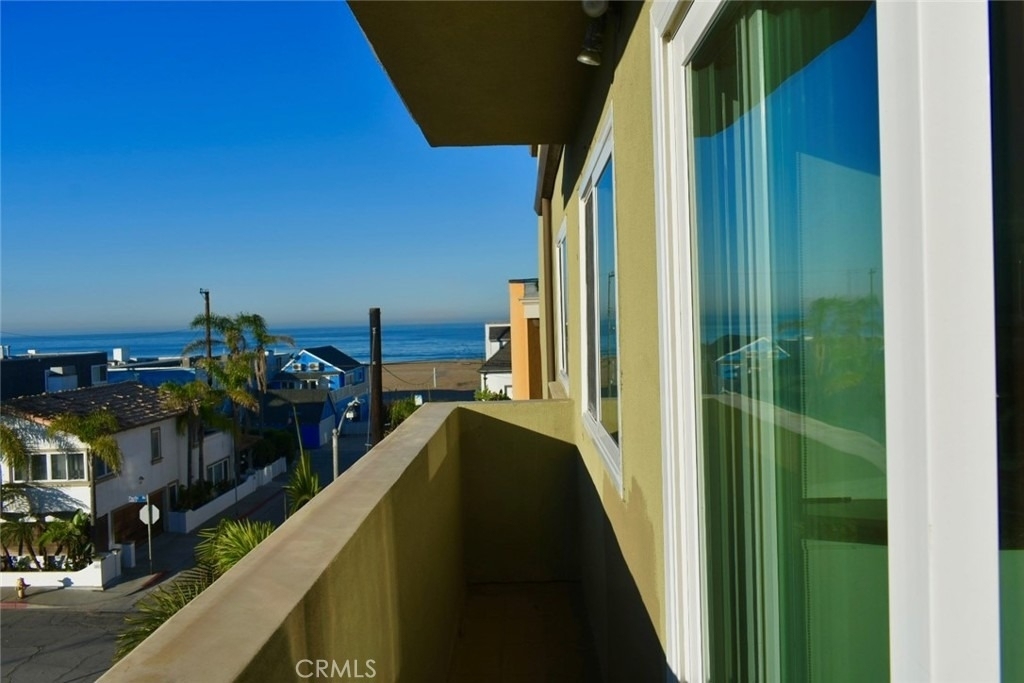 6400 Pacific - Photo 1