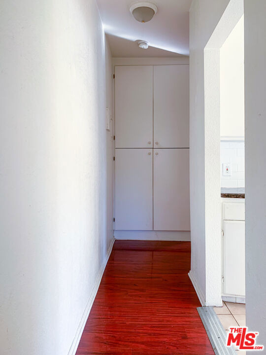 821 N Vendome Street - Photo 5