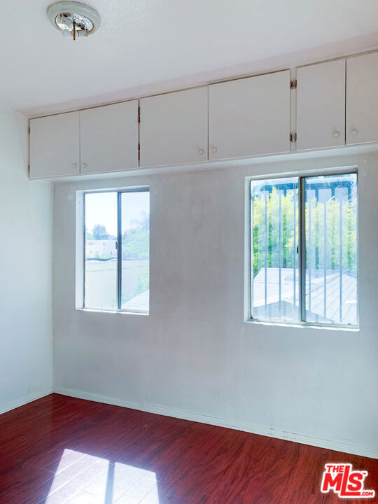 821 N Vendome Street - Photo 3