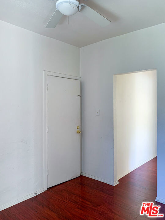 821 N Vendome Street - Photo 2