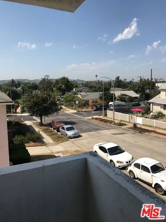 2018 S Longwood Avenue - Photo 18