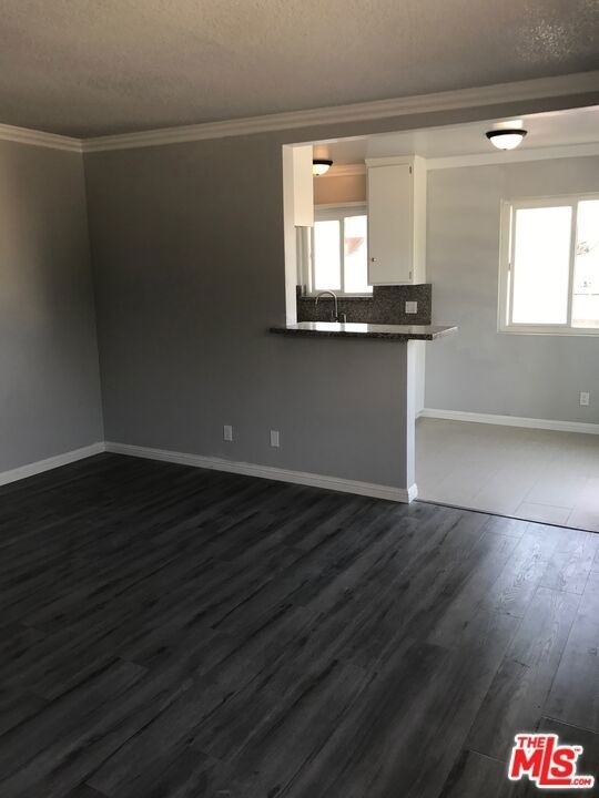 2018 S Longwood Avenue - Photo 17