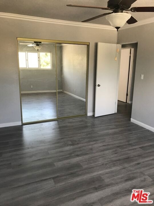 2018 S Longwood Avenue - Photo 3