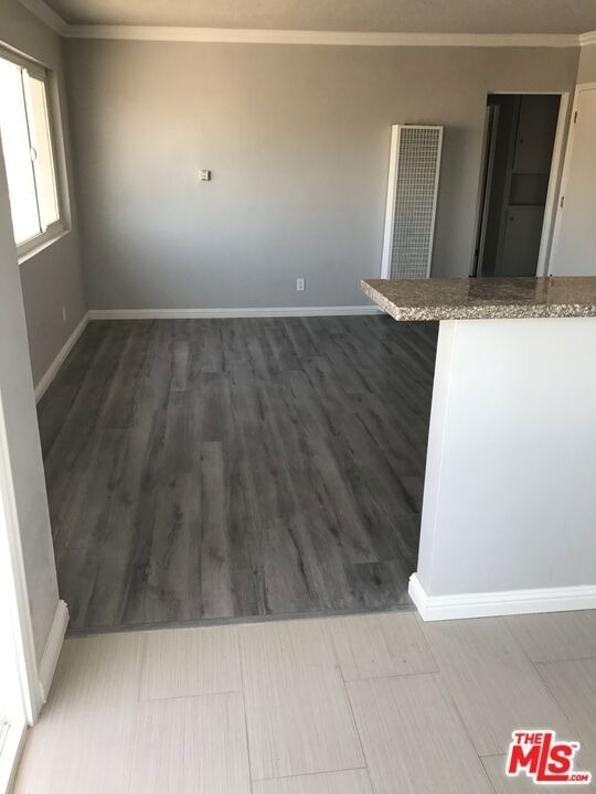 2018 S Longwood Avenue - Photo 5