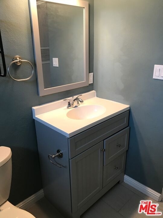 2018 S Longwood Avenue - Photo 4