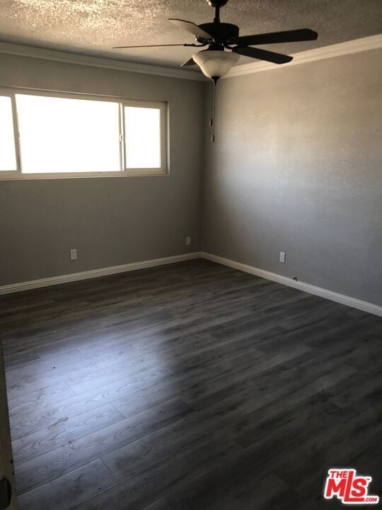 2018 S Longwood Avenue - Photo 14