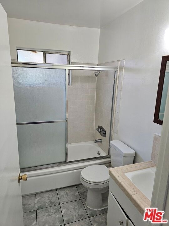 1855 S Victoria Avenue - Photo 18