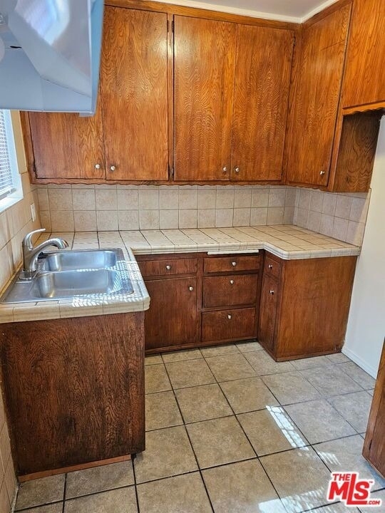 1855 S Victoria Avenue - Photo 25