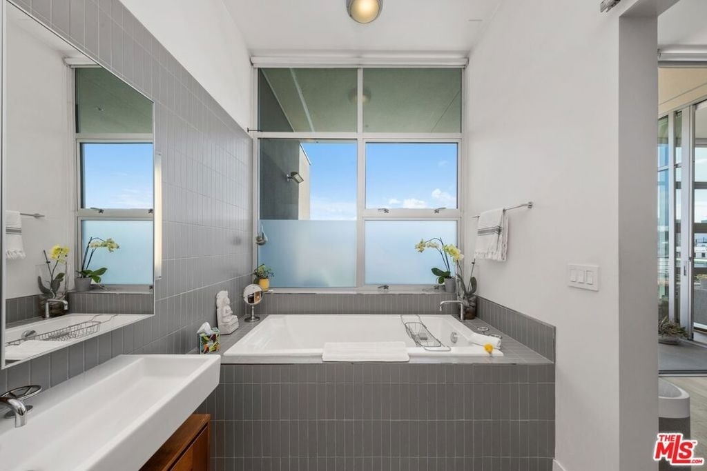 4080 Glencoe Avenue - Photo 19