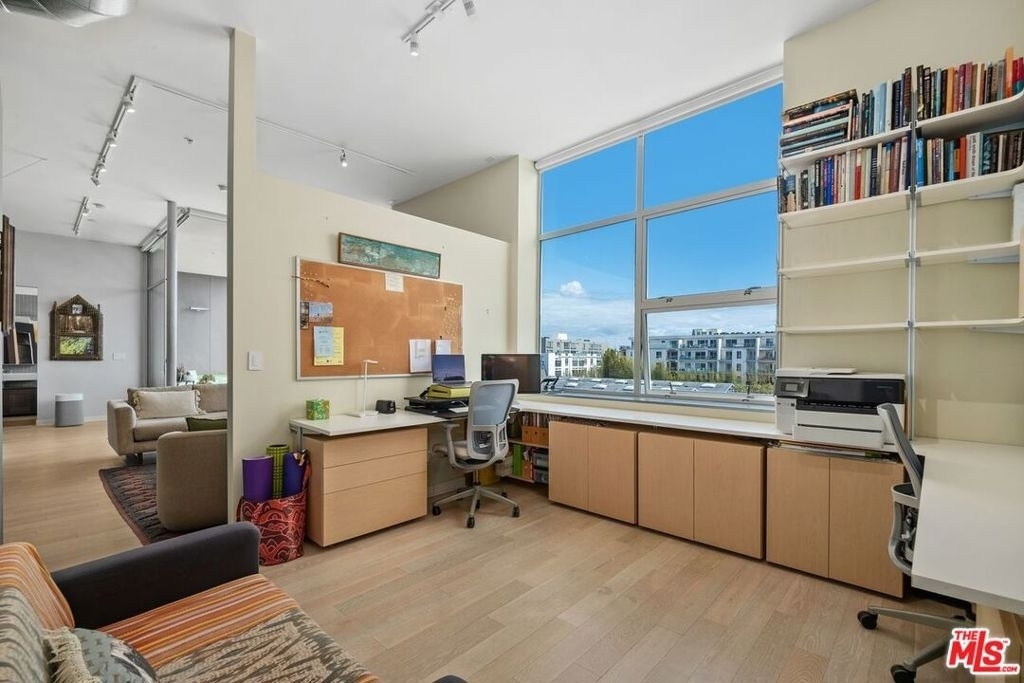 4080 Glencoe Avenue - Photo 12