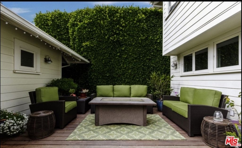 652 Woodlawn Avenue - Photo 12
