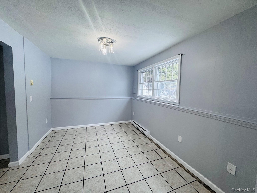 87 Ellis Avenue - Photo 3
