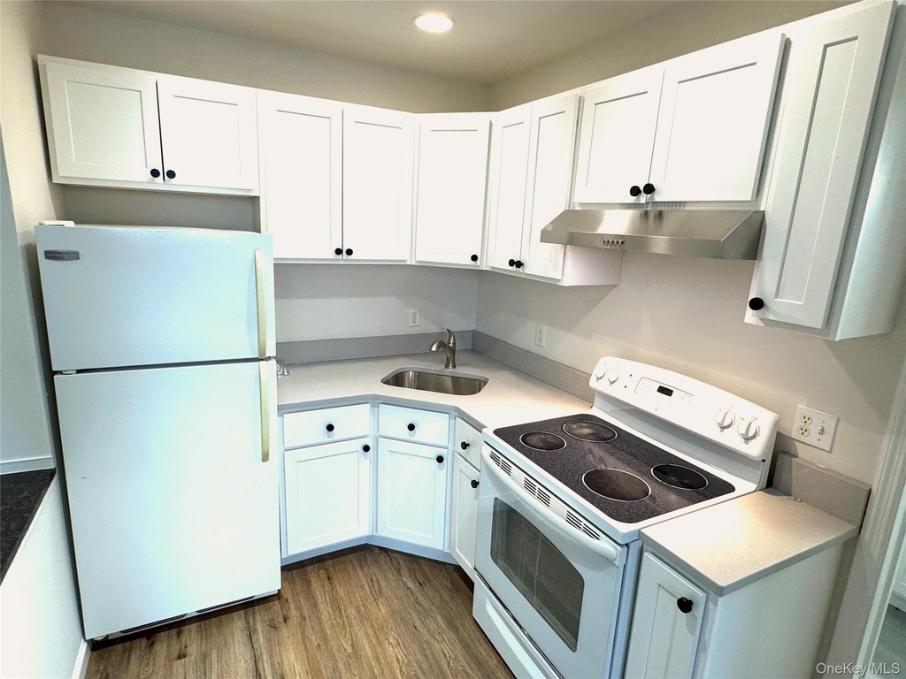 315 Main Street - Photo 4