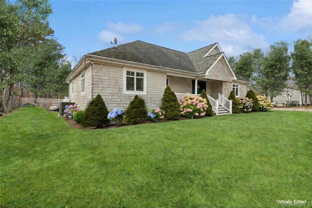 10 Foxboro Road - Photo 2