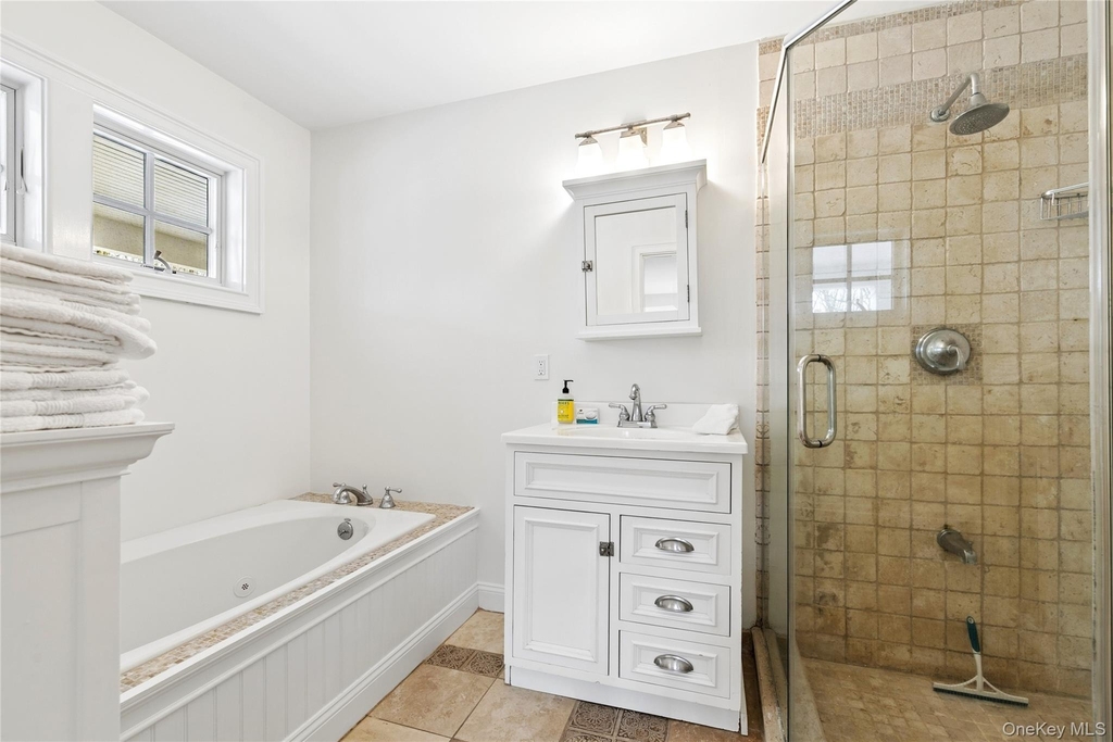 10 Foxboro Road - Photo 25
