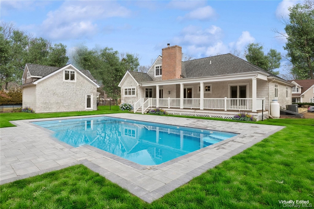10 Foxboro Road - Photo 3