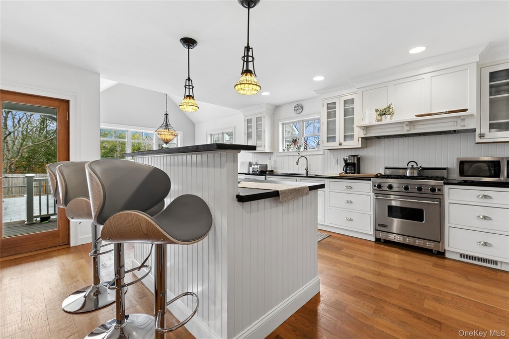 10 Foxboro Road - Photo 12