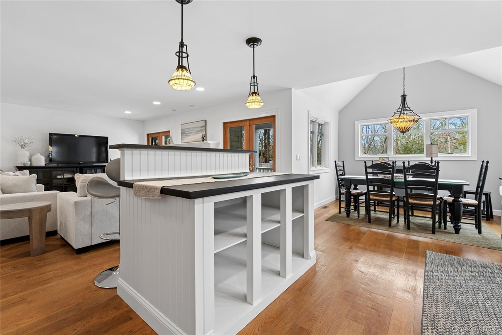 10 Foxboro Road - Photo 11