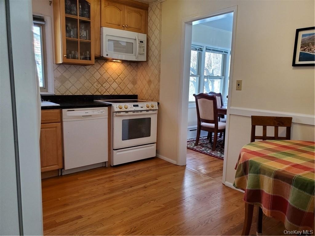 215 Harriman Road - Photo 6