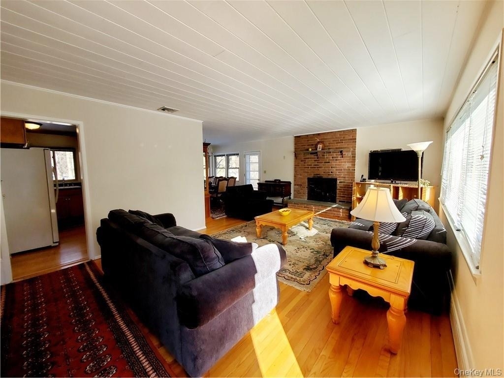 215 Harriman Road - Photo 1
