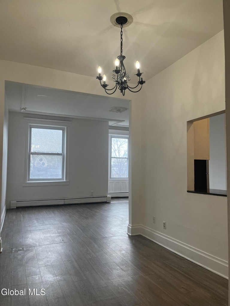 9 Saint Joseph's Terrace - Photo 1