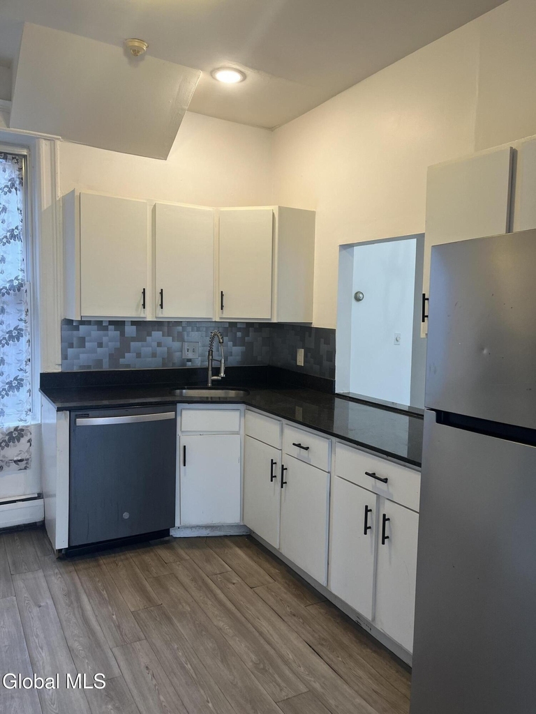 9 Saint Joseph's Terrace - Photo 5