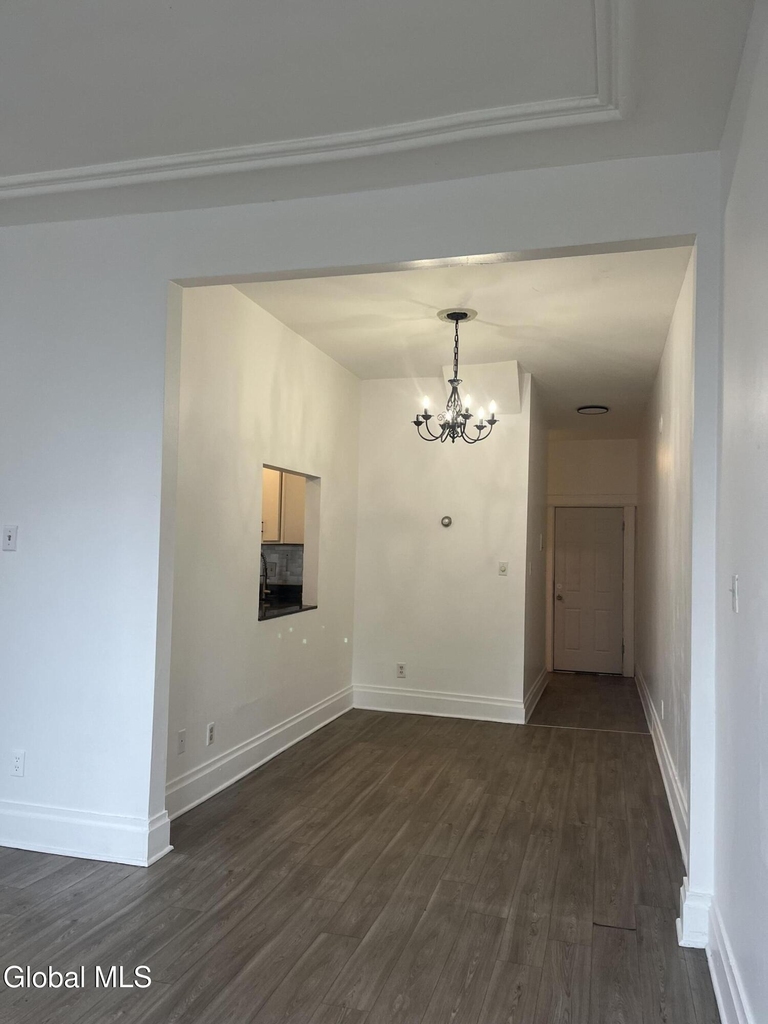 9 Saint Joseph's Terrace - Photo 2
