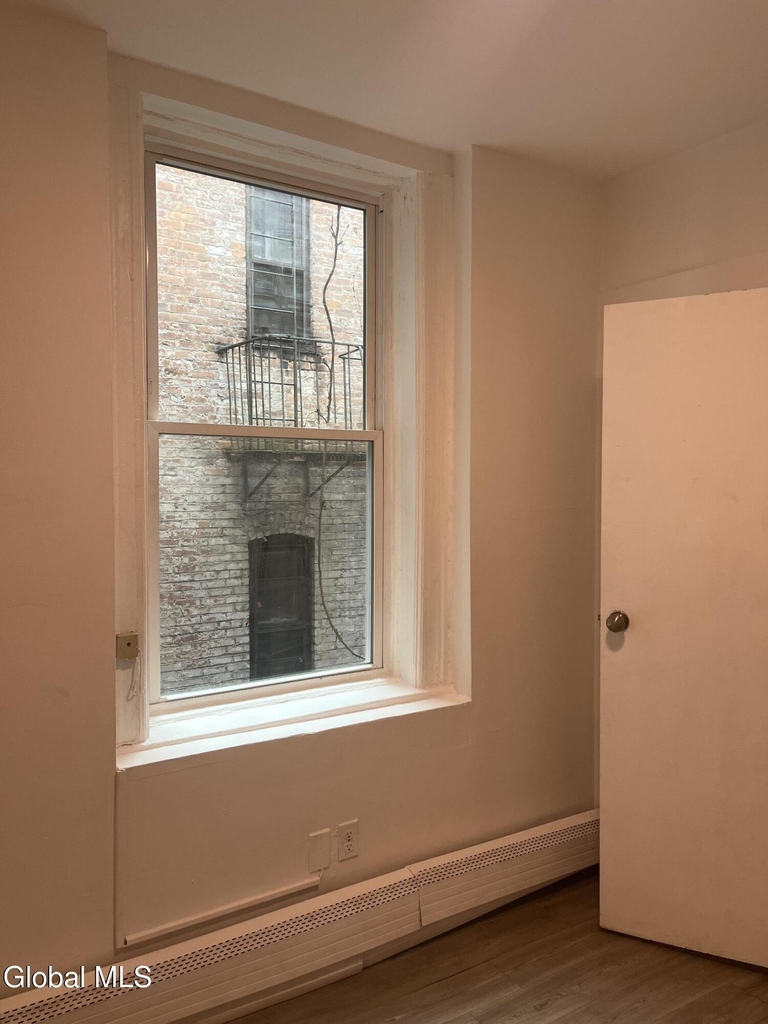 9 Saint Joseph's Terrace - Photo 11