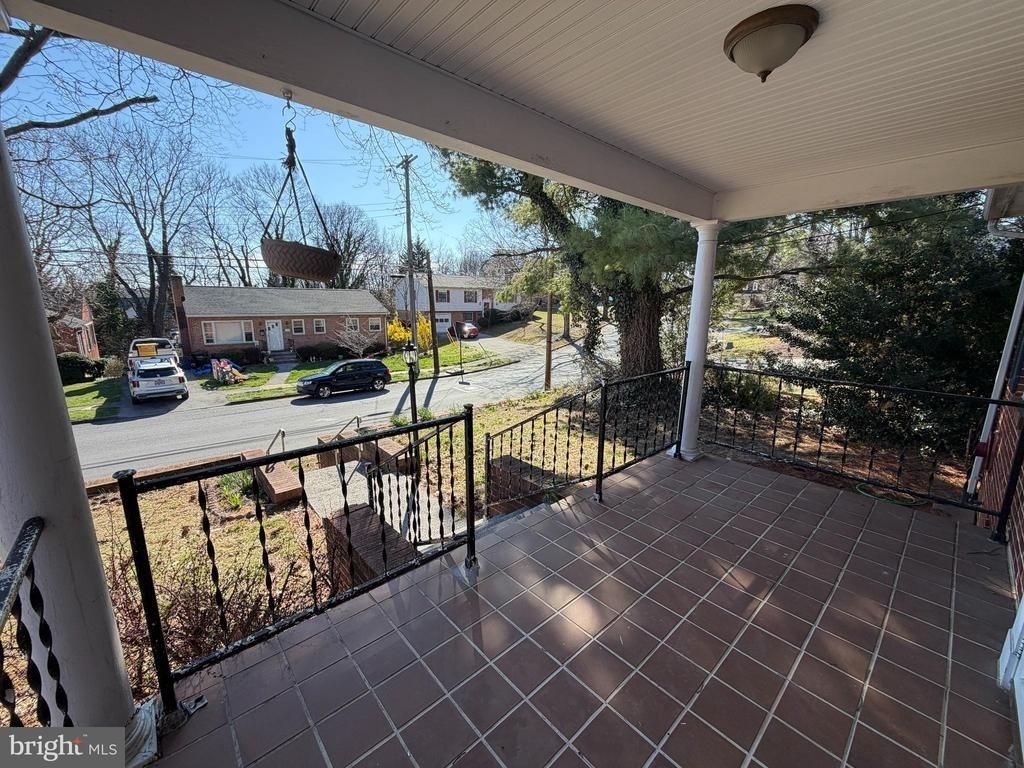 540 Bellview Ave - Photo 6