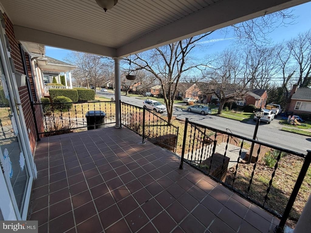 540 Bellview Ave - Photo 4