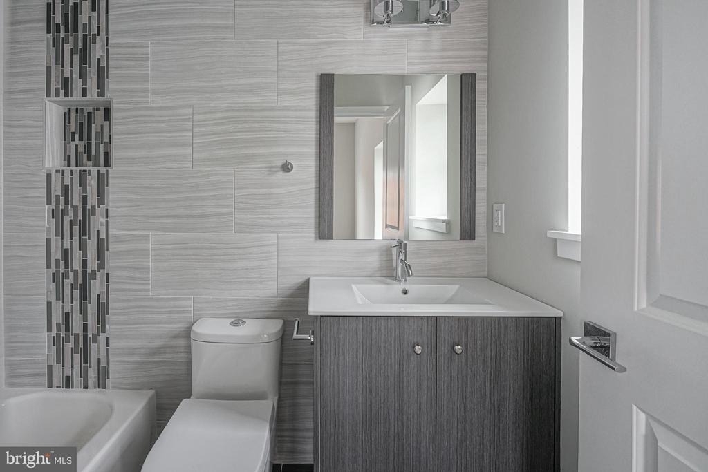 1072 N Front Street - Photo 10