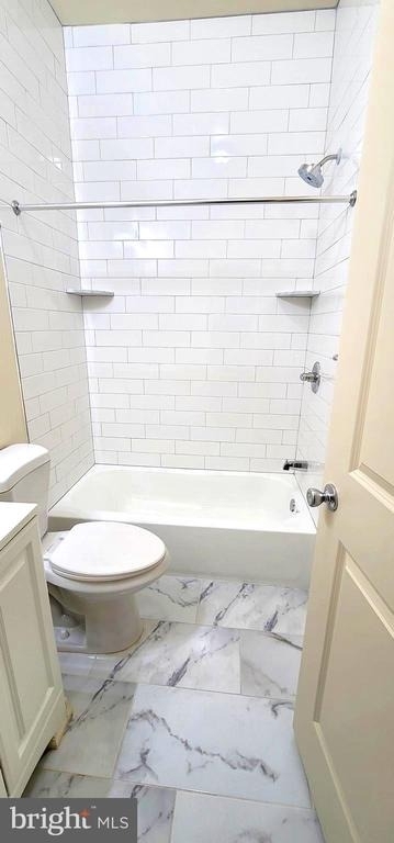 1219 W Silver Street - Photo 10