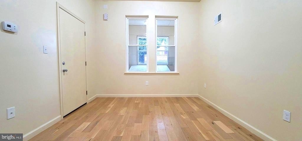 1219 W Silver Street - Photo 1