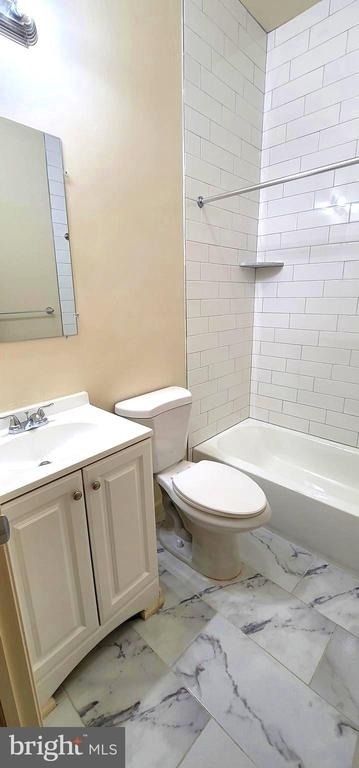 1219 W Silver Street - Photo 9