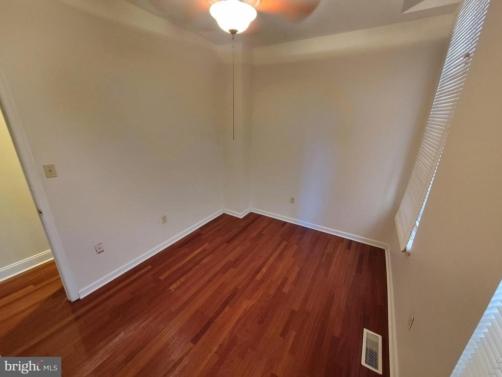 1828 Green Street - Photo 5