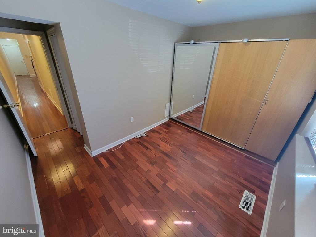 1828 Green Street - Photo 4