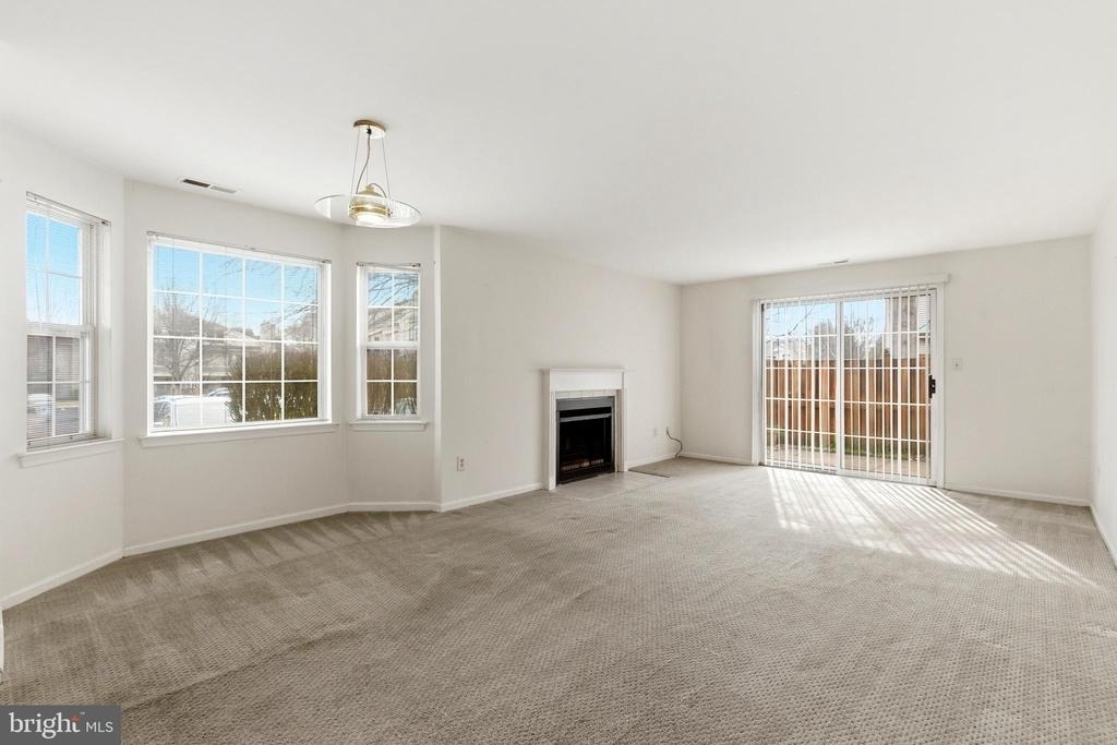 3403 Waltham Court - Photo 8