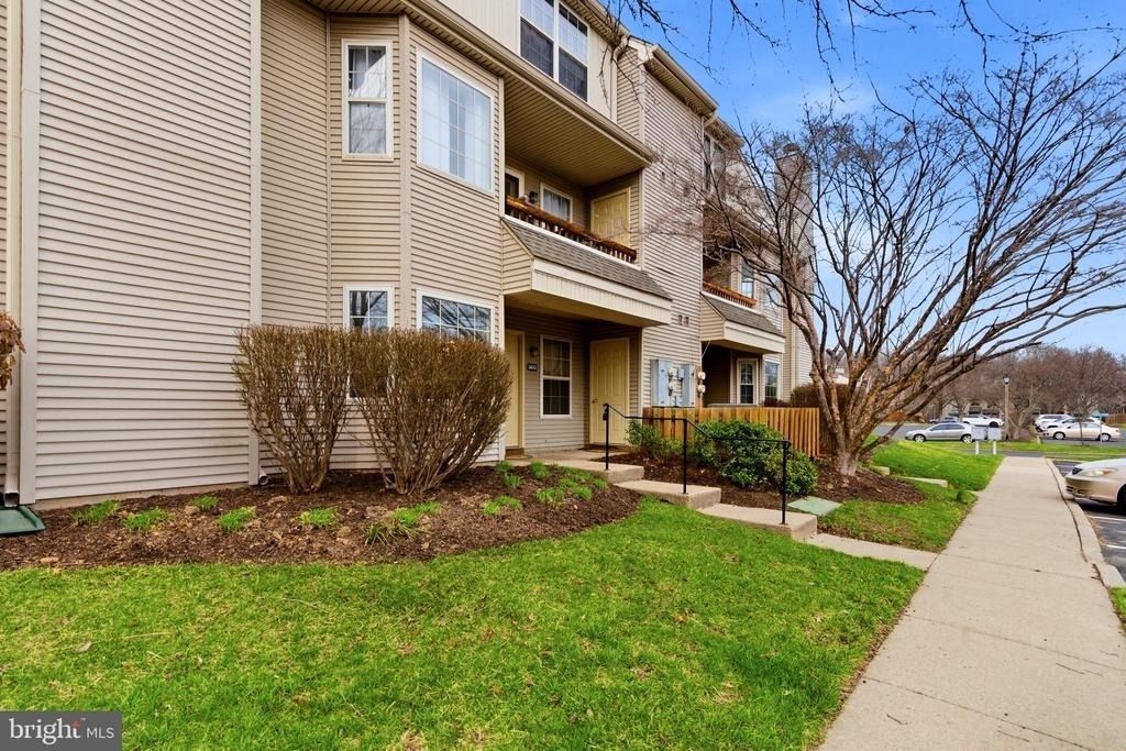 3403 Waltham Court - Photo 1