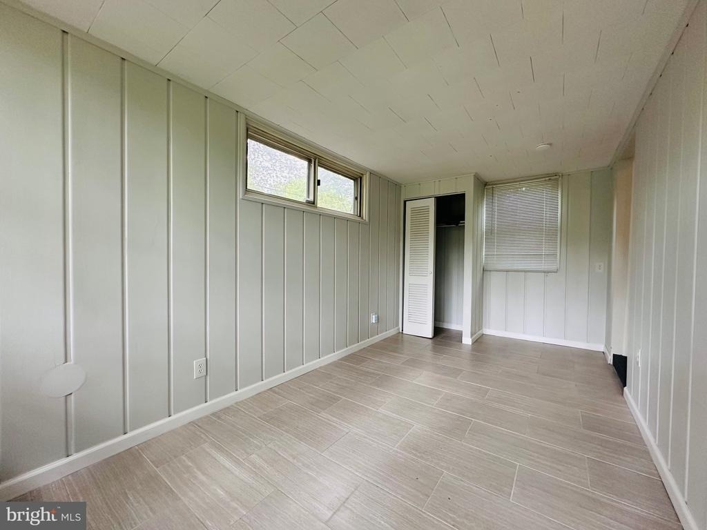 2500 Lake Avenue - Photo 2