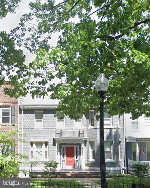 1224 Maryland Avenue Ne - Photo 0