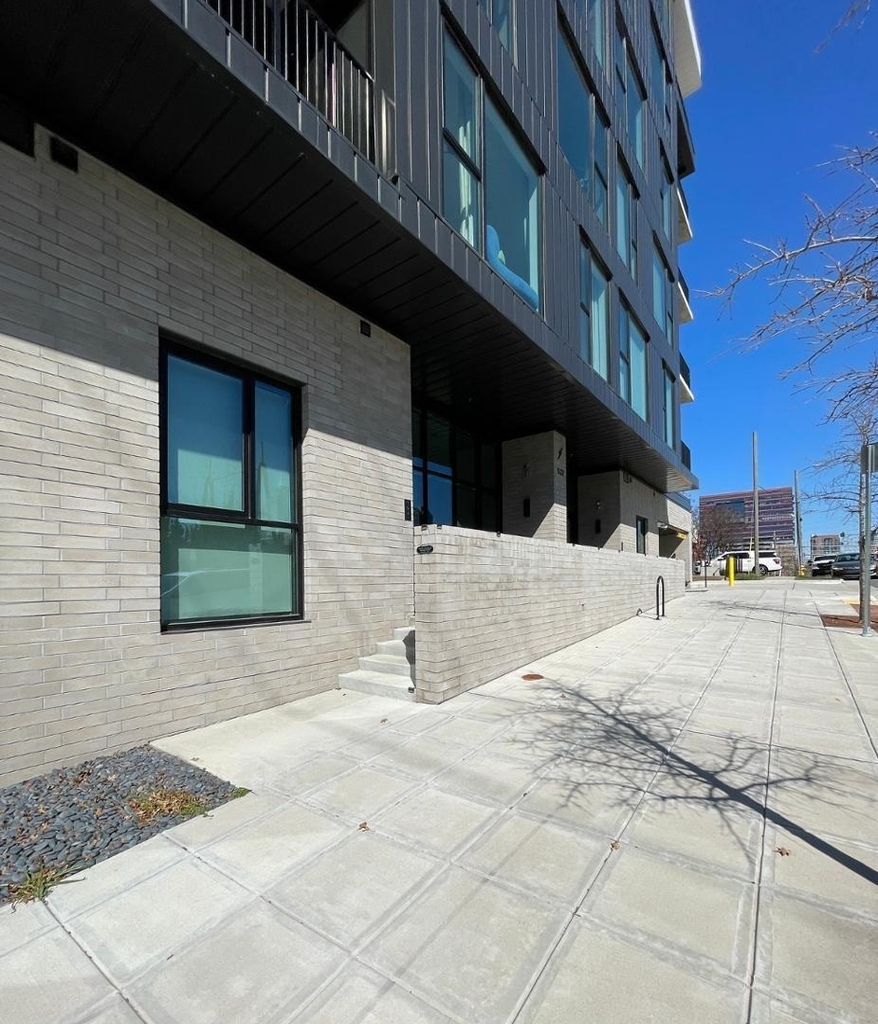 522 S Harrington Street - Photo 6