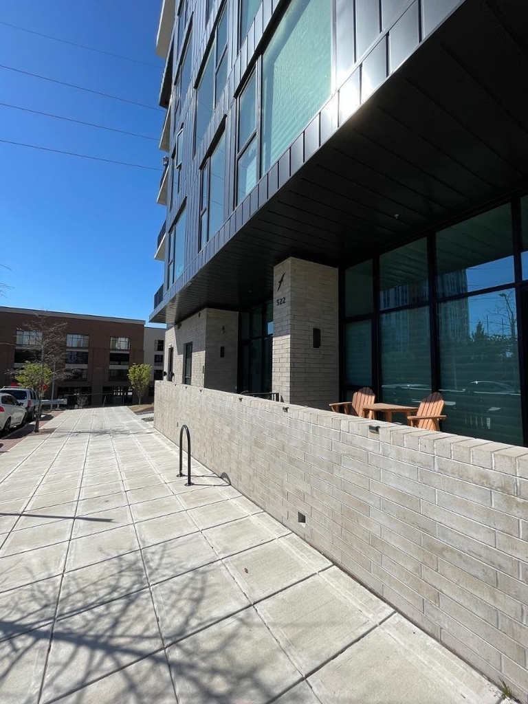 522 S Harrington Street - Photo 2