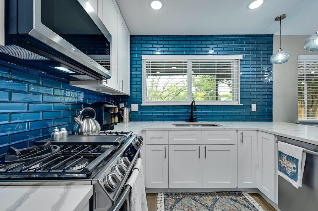 1807 Krizan Ave - Photo 10