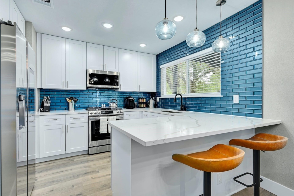 1807 Krizan Ave - Photo 7