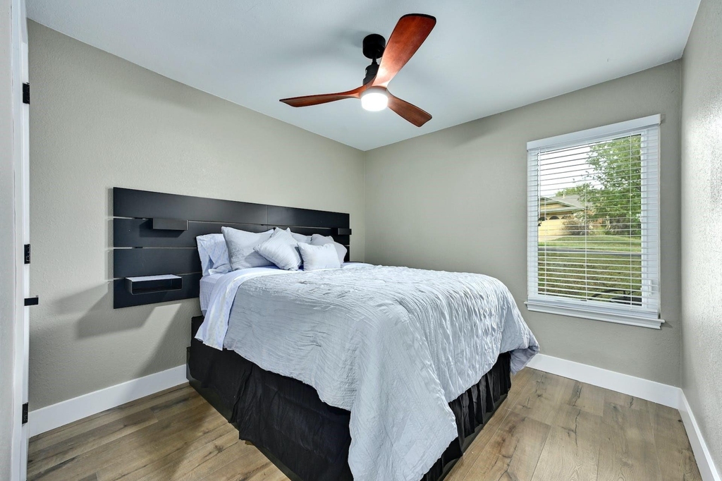 1807 Krizan Ave - Photo 17