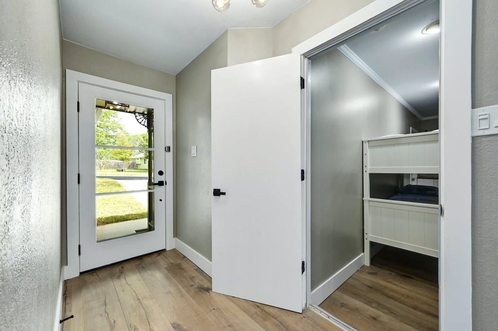 1807 Krizan Ave - Photo 21